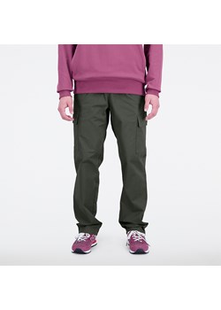 Spodnie męskie New Balance MP31526COG – zielone ze sklepu New Balance Poland w kategorii Spodnie męskie - zdjęcie 185753104
