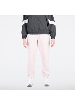 Spodnie damskie New Balance WP31503SOI – różowe ze sklepu New Balance Poland w kategorii Spodnie damskie - zdjęcie 185753450
