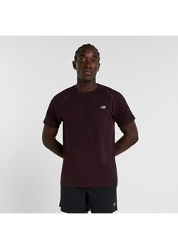 Koszulka męska New Balance MT41080FDP – bordowa ze sklepu New Balance Poland w kategorii T-shirty męskie - zdjęcie 185753470