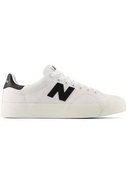 Buty unisex New Balance BB100CVA – białe ze sklepu New Balance Poland w kategorii Buty sportowe damskie - zdjęcie 185753793