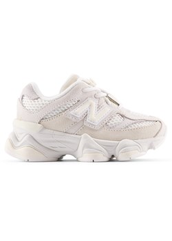 Buty niemowlęce New Balance IV9060ER – beżowe - id: 3215251 - marki New Balance - 185753824 Buty niemowlęce New Balance IV9060ER – beżowe ze sklepu New Balance Poland w kategorii Buty sportowe dziecięce - zdjęcie 185753824