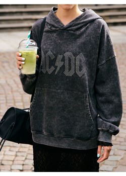 Sinsay - Bluza hoodie z efektem sprania AC/DC - czarny - id: 185DF-99X - marki Sinsay - 185754761 Sinsay - Bluza hoodie z efektem sprania AC/DC - czarny ze sklepu Sinsay w kategorii Bluzy damskie - zdjęcie 185754761