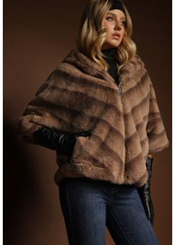 Beżowa Kurtka Futrzana o Kroju Oversize z Kapturem i Rękawami 3/4 Titene ze sklepu renee.pl w kategorii Futra damskie - zdjęcie 185754874