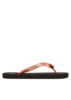 Japonki Calvin Klein Jeans Beach Sandal Monologo Tpu YW0YW01719 Złoty - id: 0000304826351 - marki Calvin Klein - 185760214 Japonki Calvin Klein Jeans Beach Sandal Monologo Tpu YW0YW01719 Złoty ze sklepu eobuwie.pl w kategorii Klapki damskie - zdjęcie 185760214