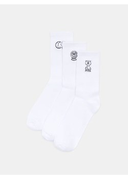 Sinsay - Prążkowane skarpetki 3 pack - biały ze sklepu Sinsay w kategorii Skarpetki damskie - zdjęcie 185769493