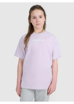 Dziewczęcy t-shirt z nadrukiem oversize 4F 4FJWAW25TTSHF2387 - fioletowy ze sklepu Sportstylestory.com w kategorii Bluzki dziewczęce - zdjęcie 185769862