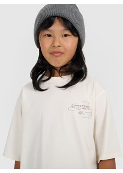 Dziewczęcy t-shirt oversize z nadrukiem 4F 4FJWAW25TTSHF2394 - biały ze sklepu Sportstylestory.com w kategorii Bluzki dziewczęce - zdjęcie 185769924