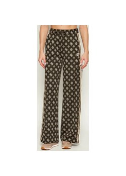 GUESS ACTIVE Spodnie dresowe PEONY | Straight fit ze sklepu Gomez Fashion Store w kategorii Spodnie damskie - zdjęcie 185776193