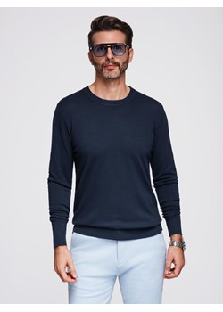 Męski sweter z okrągłym dekoltem z elastycznej dzianiny o klasycznym splocie - granatowy V1 OM-SWSW-0183 ze sklepu ombre w kategorii Swetry męskie - zdjęcie 185777304