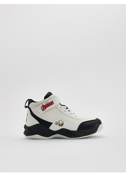 Reserved - Sneakersy Avengers - złamana biel ze sklepu Reserved w kategorii Buty sportowe dziecięce - zdjęcie 185778524