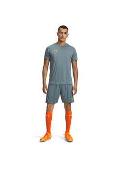 Męskie spodenki treningowe Under Armour UA M\'s Challenger Knit Short - niebieskie ze sklepu Sportstylestory.com w kategorii Spodenki męskie - zdjęcie 185785033