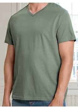 Sinsay - Koszulka basic z dekoltem w serek - zielony ze sklepu Sinsay w kategorii T-shirty męskie - zdjęcie 185791042