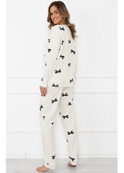 Długa piżama damska w kokardki Figaro, Kolor ecru-wzór, Rozmiar S, Italian Fashion - id: 215277 - marki Italian Fashion - 185799112 Długa piżama damska w kokardki Figaro, Kolor ecru-wzór, Rozmiar S, Italian Fashion ze sklepu Intymna w kategorii Piżamy damskie - zdjęcie 185799112