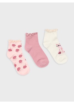 Sinsay - Skarpetki 3 pack - wielobarwny ze sklepu Sinsay w kategorii Skarpetki dziecięce - zdjęcie 185804074