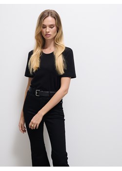 Mohito - Czarny t-shirt z dodatkiem wełny - czarny ze sklepu Mohito w kategorii Bluzki damskie - zdjęcie 185804573