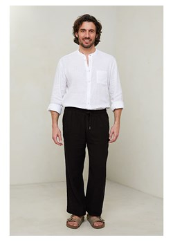 Lin Passion Spodnie w kolorze czarnym ze sklepu Limango Polska w kategorii Spodnie męskie - zdjęcie 185807583