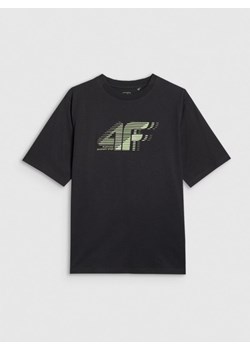 Chłopięcy t-shirt z nadrukiem 4F 4FJRAW25TTSHM3165 - czarny ze sklepu Sportstylestory.com w kategorii T-shirty chłopięce - zdjęcie 185812241