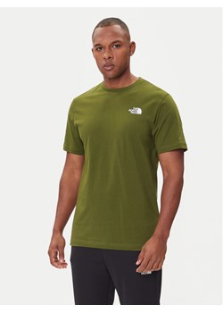 The North Face T-Shirt Redbox NF0A87NP Zielony Regular Fit ze sklepu MODIVO w kategorii T-shirty męskie - zdjęcie 185820432