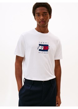 Tommy Hilfiger Koszulka męska Mężczyźni Bawełna biały nadruk - id: 779455-0001-09900 - marki Tommy Hilfiger - 185826391 Tommy Hilfiger Koszulka męska Mężczyźni Bawełna biały nadruk ze sklepu vangraaf w kategorii T-shirty męskie - zdjęcie 185826391