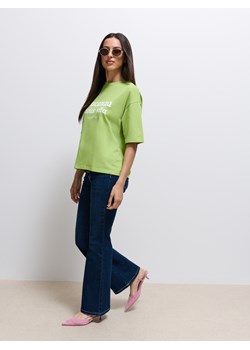 Mohito - Jeansy flare push up - granatowy ze sklepu Mohito w kategorii Jeansy damskie - zdjęcie 185826564