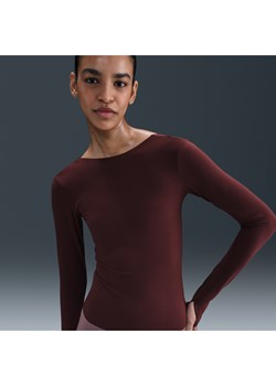 Damska koszulka z długim rękawem Dri-FIT Nike Zenvy - Czerwony ze sklepu Nike poland w kategorii Bluzki damskie - zdjęcie 185841574