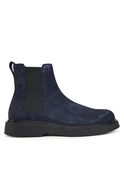 Sztyblety Calvin Klein Combat Ess Chelsea Boot Su YM0YM01372 Granatowy ze sklepu eobuwie.pl w kategorii Buty zimowe męskie - zdjęcie 185841713