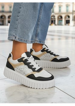 Damskie sneakersy Royalfashion Callista platforma czarne skóra eko rozmiar 40 ze sklepu royalfashion.pl w kategorii Buty sportowe damskie - zdjęcie 185844920