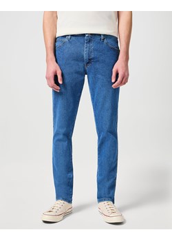 MĘSKIE SPODNIE JEANSOWE WRANGLER RUSTLER SLIM INDIGO MID W10ERC81D 112342563 ze sklepu YouNeedit.pl w kategorii Jeansy męskie - zdjęcie 185847044