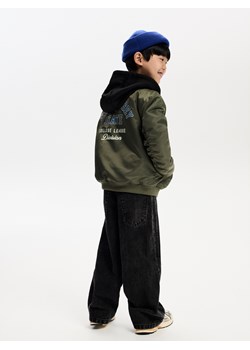 Reserved - Kurtka bomber oversize - oliwkowy ze sklepu Reserved w kategorii Kurtki chłopięce - zdjęcie 185850254
