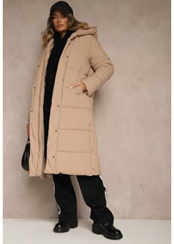 Beżowa Zimowa Kurtka z Pikowanymi Przeszyciami Kapturem i Bocznymi Napami Alarisse - id: 81384-42-BEIGE - marki Renee - 185852372 Beżowa Zimowa Kurtka z Pikowanymi Przeszyciami Kapturem i Bocznymi Napami Alarisse ze sklepu renee.pl w kategorii Kurtki damskie - zdjęcie 185852372
