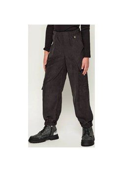 Guess Spodnie cargo | Oversize fit ze sklepu Gomez Fashion Store w kategorii Spodnie dziewczęce - zdjęcie 185855241