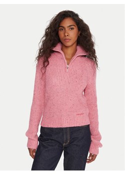 Tommy Jeans Sweter DW0DW21686 Różowy Relaxed Fit ze sklepu MODIVO w kategorii Swetry damskie - zdjęcie 185868731