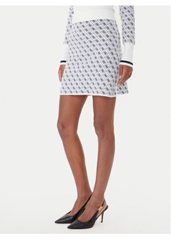 Guess Spódnica ołówkowa W5BD81 Z3JD2 Écru Slim Fit ze sklepu MODIVO w kategorii Spódnice - zdjęcie 185868832