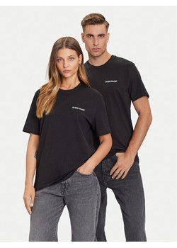 Guess Jeans T-Shirt M5BI78 K8FQ4 Czarny Regular Fit ze sklepu MODIVO w kategorii Bluzki damskie - zdjęcie 185869754