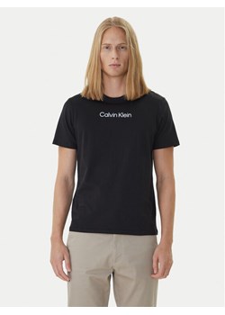 Calvin Klein T-Shirt Logo 30s LV04LD230G Czarny Relaxed Fit ze sklepu MODIVO w kategorii T-shirty męskie - zdjęcie 185869854