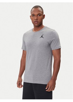 Nike T-Shirt DC7485 091 Szary Regular Fit ze sklepu MODIVO w kategorii T-shirty męskie - zdjęcie 185869914