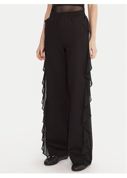 TWINSET Spodnie materiałowe 252LI2NCC Czarny Regular Fit ze sklepu MODIVO w kategorii Spodnie damskie - zdjęcie 185870093