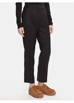 Weekend Max Mara Spodnie materiałowe Caldaia 2525136152 Czarny Regular Fit ze sklepu MODIVO w kategorii Spodnie damskie - zdjęcie 185870630