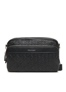 Calvin Klein Saszetka Emblem Emboss Camera Bag LV04D3203G Czarny ze sklepu MODIVO w kategorii Torby męskie - zdjęcie 185870752
