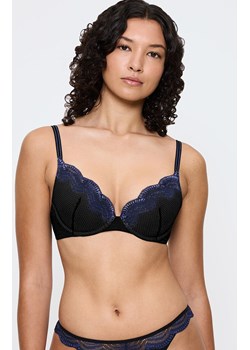 Triumph biustonosz push-up Comfort Glam WHU 10224965-0004, Kolor czarno-granatowy, Rozmiar 70B, Triumph - id: 215844 - marki Triumph - 185882844 Triumph biustonosz push-up Comfort Glam WHU 10224965-0004, Kolor czarno-granatowy, Rozmiar 70B, Triumph ze sklepu Primodo w kategorii Biustonosze - zdjęcie 185882844