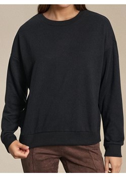 Sinsay - Bluza crewneck regular - czarny - id: 2300B-99X - marki Sinsay - 185883310 Sinsay - Bluza crewneck regular - czarny ze sklepu Sinsay w kategorii Bluzy damskie - zdjęcie 185883310