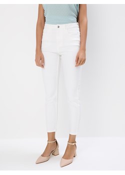 Mohito - Jeansy skinny push up PETITE - biały ze sklepu Mohito w kategorii Jeansy damskie - zdjęcie 185884784