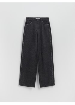 Reserved - Jeansy wide leg z aplikacjami - szary ze sklepu Reserved w kategorii Jeansy damskie - zdjęcie 185888602
