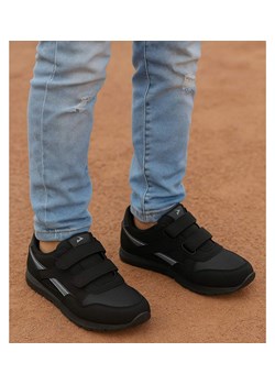 Sportowe czarne buty chłopięce na rzepy /D3-1 18124 T389/ ze sklepu Pantofelek24.pl w kategorii Buty sportowe dziecięce - zdjęcie 185890143