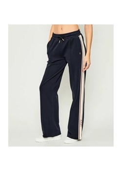 Joop! Spodnie dresowe Talina | Regular Fit ze sklepu Gomez Fashion Store w kategorii Spodnie damskie - zdjęcie 185902424