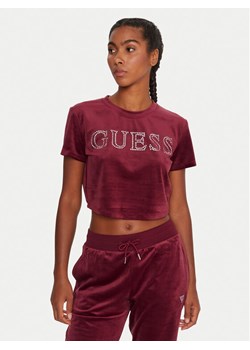 Guess T-Shirt V3BI01 K0232 Bordowy Regular Fit ze sklepu MODIVO w kategorii Bluzki damskie - zdjęcie 185913283