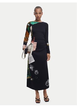 Desigual Sukienka codzienna Fiona 25WWVW08 Czarny Slim Fit ze sklepu MODIVO w kategorii Sukienki - zdjęcie 185913720