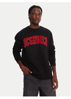 DC Bluza Varsity EDYFT03547 Czarny Regular Fit ze sklepu MODIVO w kategorii Bluzy męskie - zdjęcie 185913824