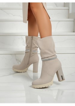 Matowe Damskie botki na słupku Ashen Bloom - id: 551534 - marki Royalfashion.pl - 185923240 Matowe Damskie botki na słupku Ashen Bloom ze sklepu royalfashion.pl w kategorii Botki - zdjęcie 185923240