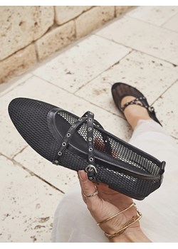 Baleriny Royalfashion Arethusa Nero z siateczki na płaskim obcasie ze sklepu royalfashion.pl w kategorii Balerinki - zdjęcie 185923331